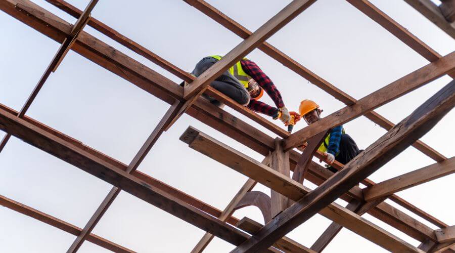 Professional residential roofers in Isle, MN
